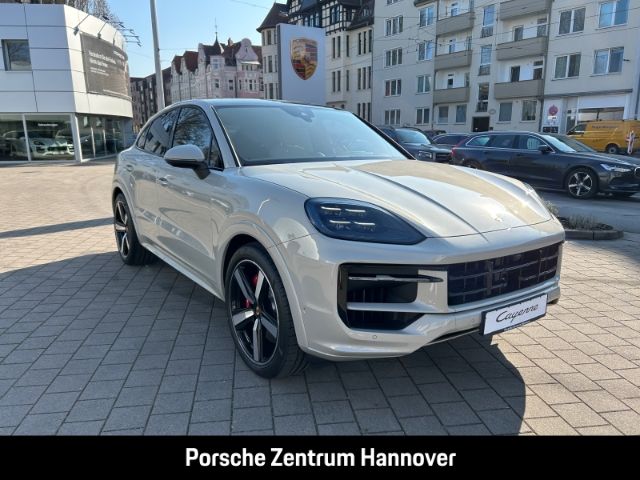 Porsche Cayenne 2025