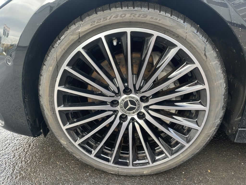 Mercedes-Benz C 220 2024