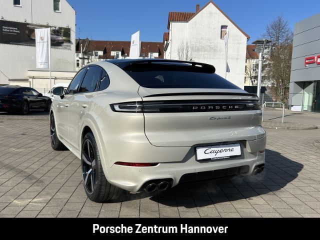 Porsche Cayenne 2025