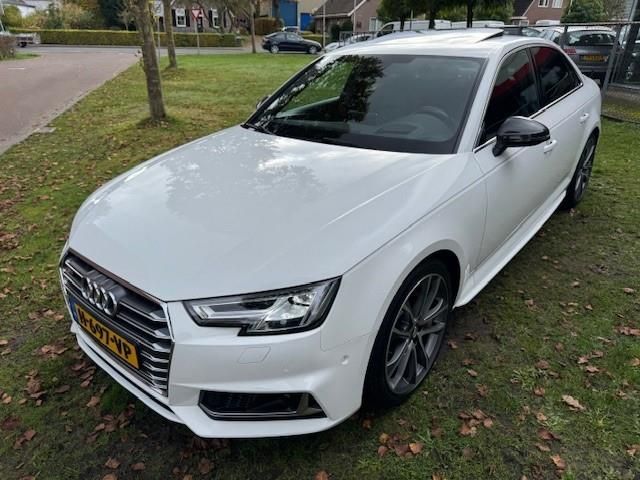 Audi A4 2018