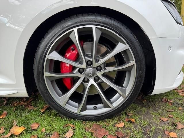 Audi A4 2018