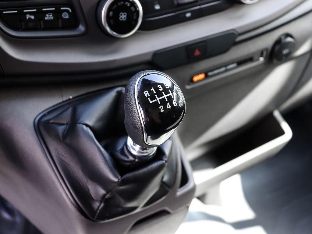 Ford Transit 2024