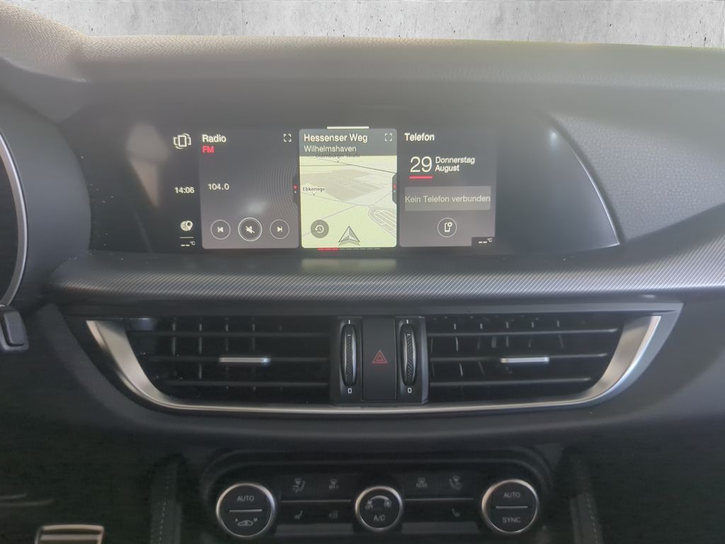 Alfa Romeo Stelvio 2025