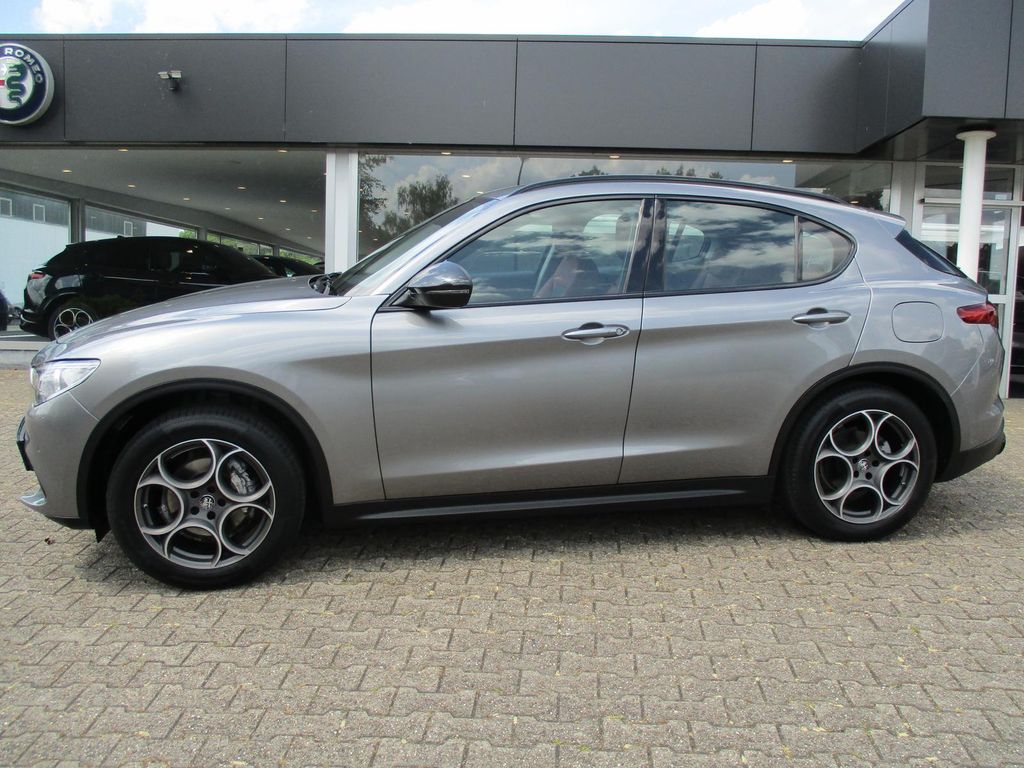 Alfa Romeo Stelvio 2019