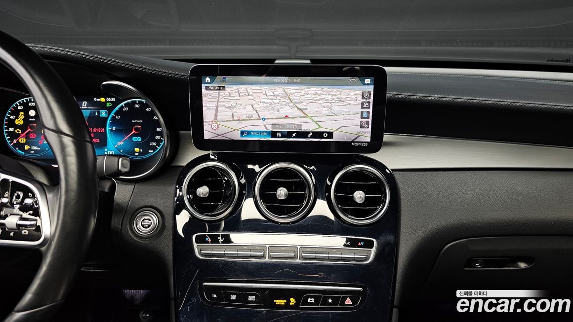 Mercedes-Benz GLC-Class 2020