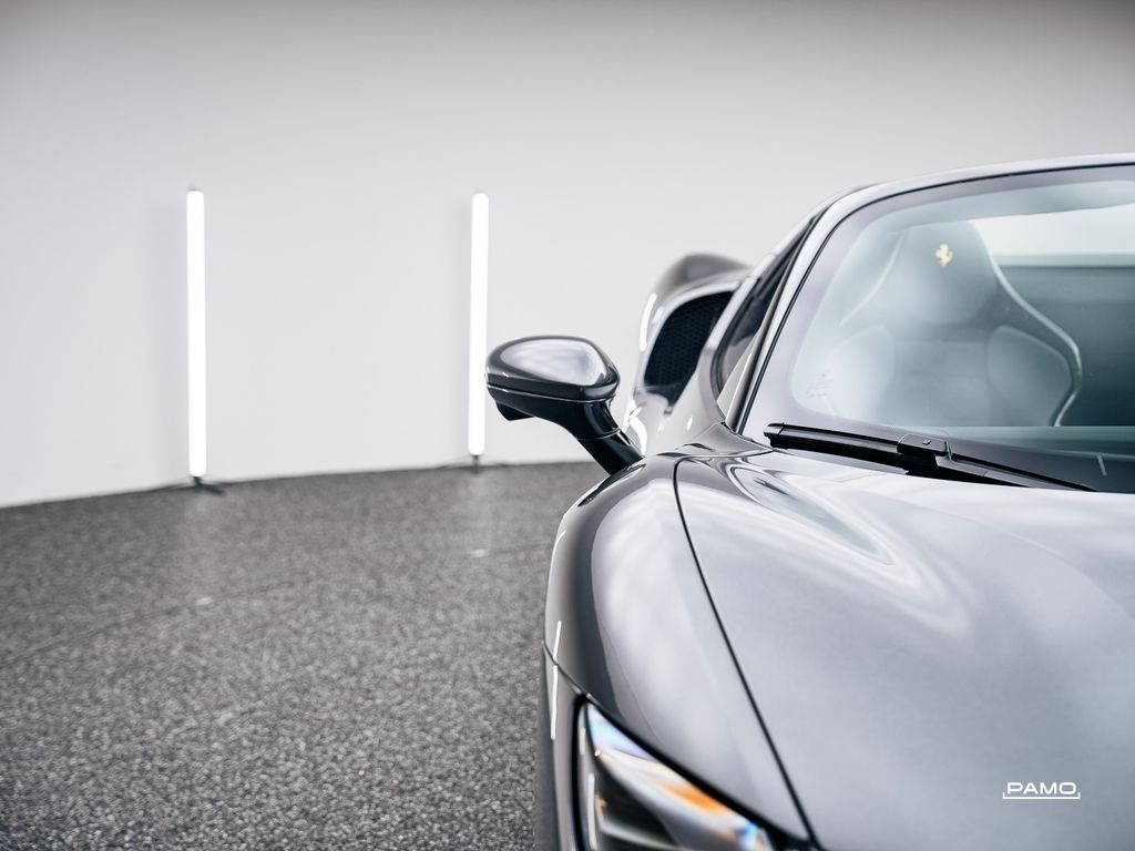 Ferrari 296 GTS 2023