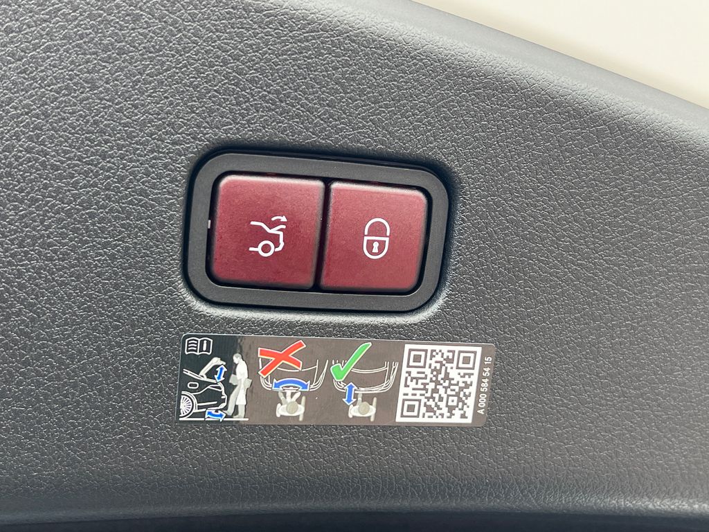 Mercedes-Benz CLE 200 2024