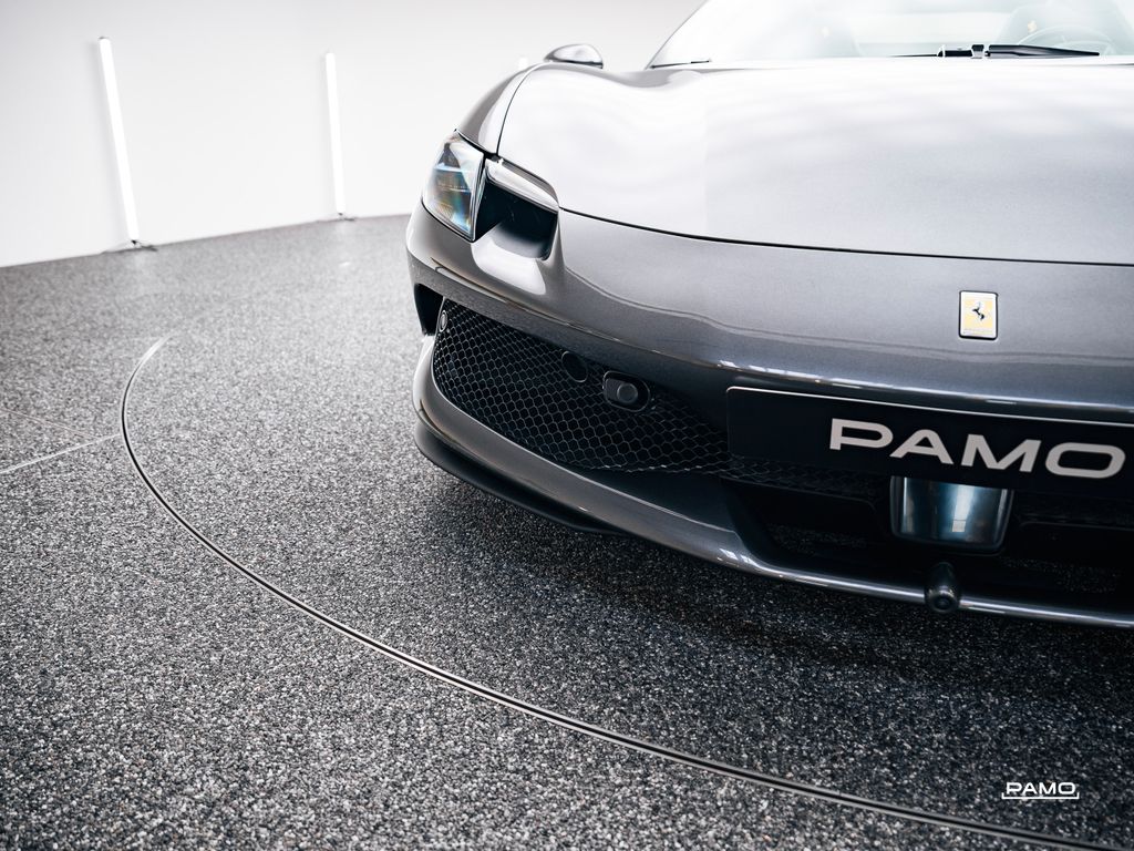 Ferrari 296 GTS 2023