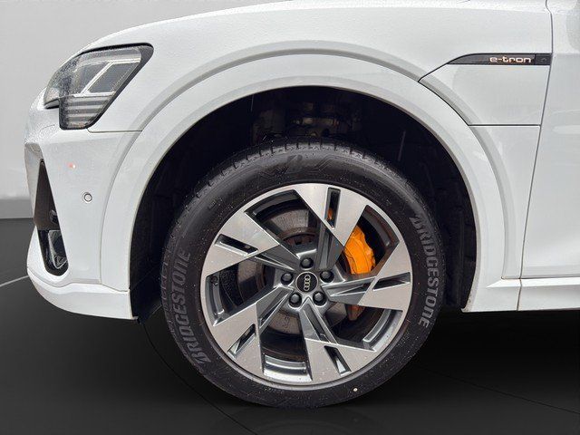 Audi e-tron 2021