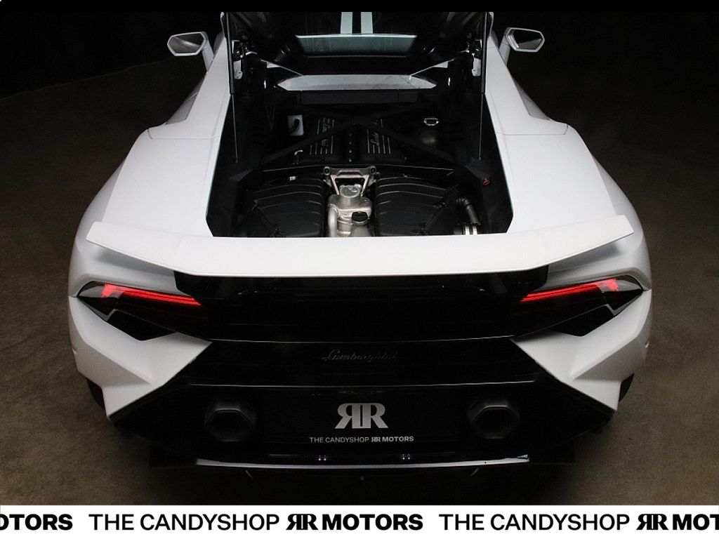 Lamborghini Huracán 2024