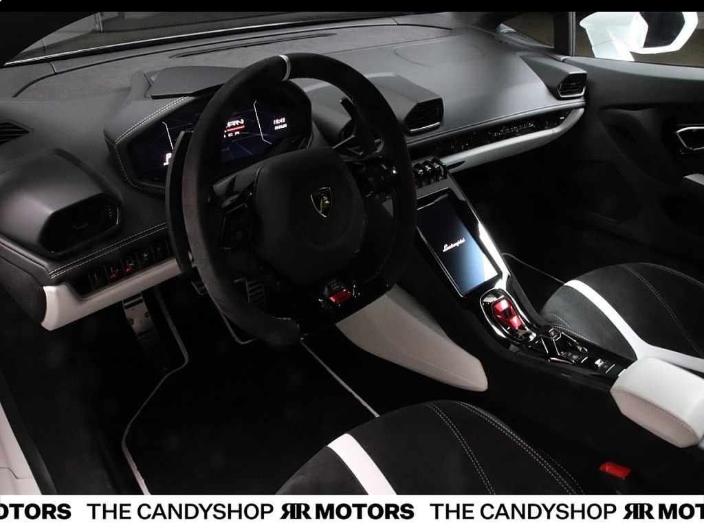 Lamborghini Huracán 2024