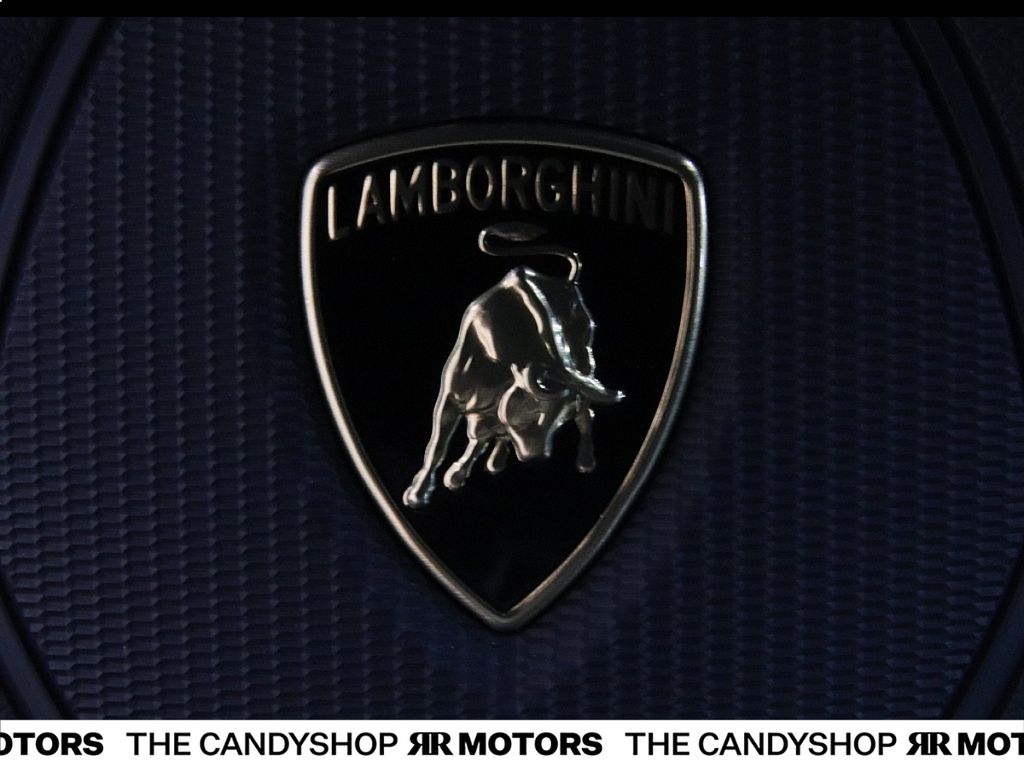 Lamborghini Huracán 2024