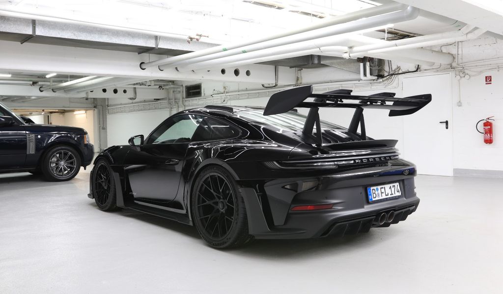 Porsche 992 2023