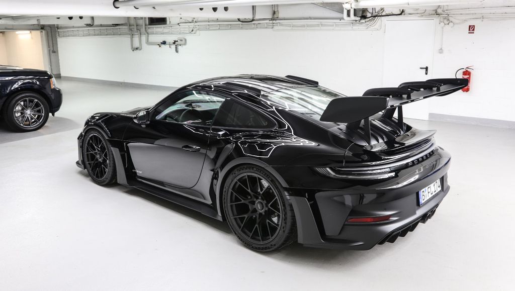 Porsche 992 2023