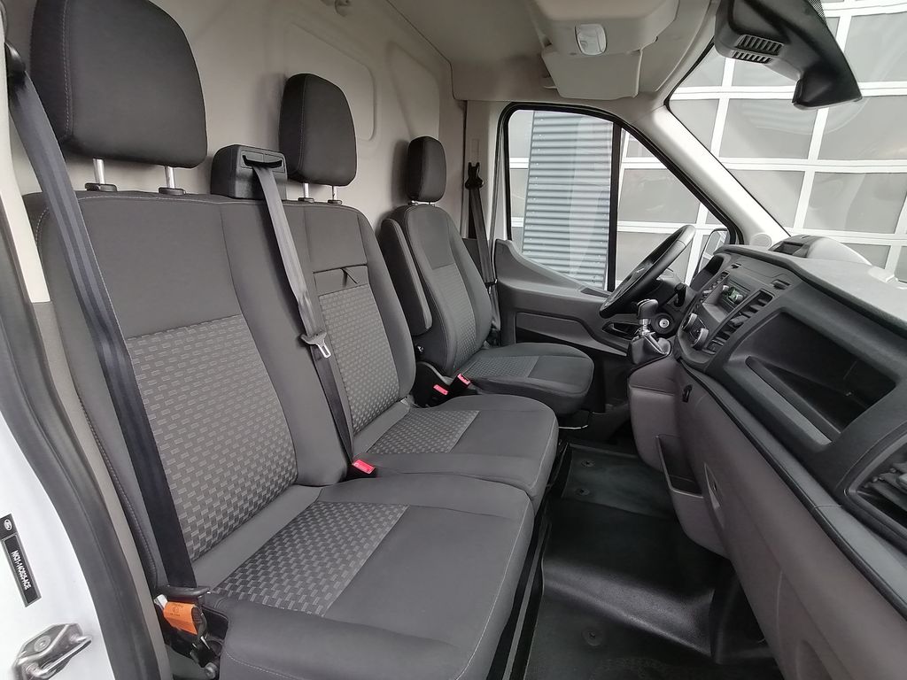 Ford Transit 2022