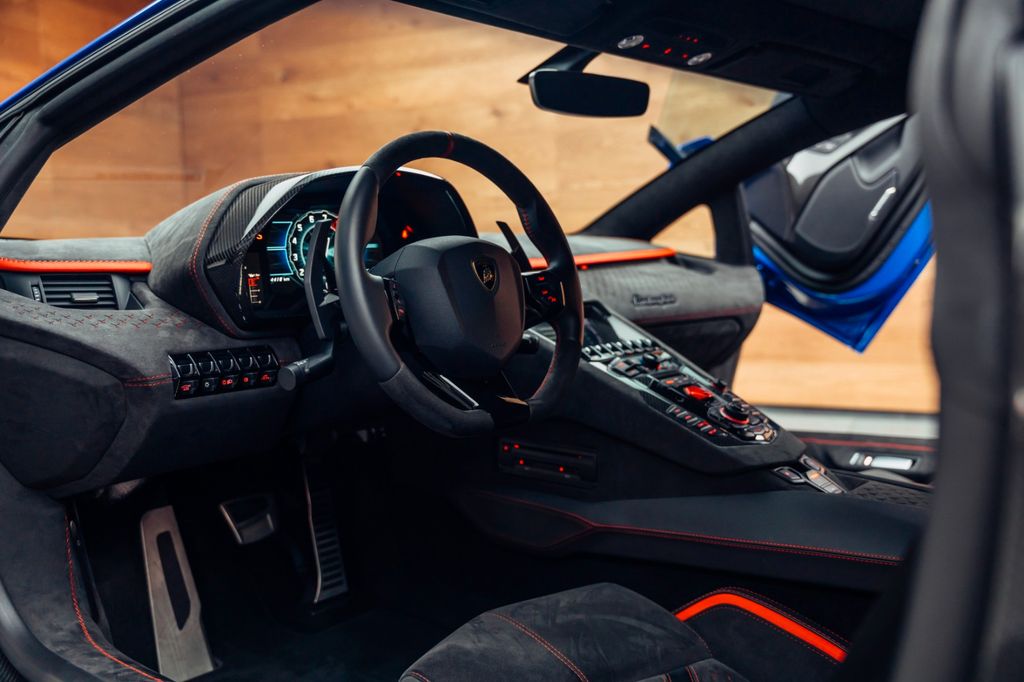 Lamborghini Aventador 2022