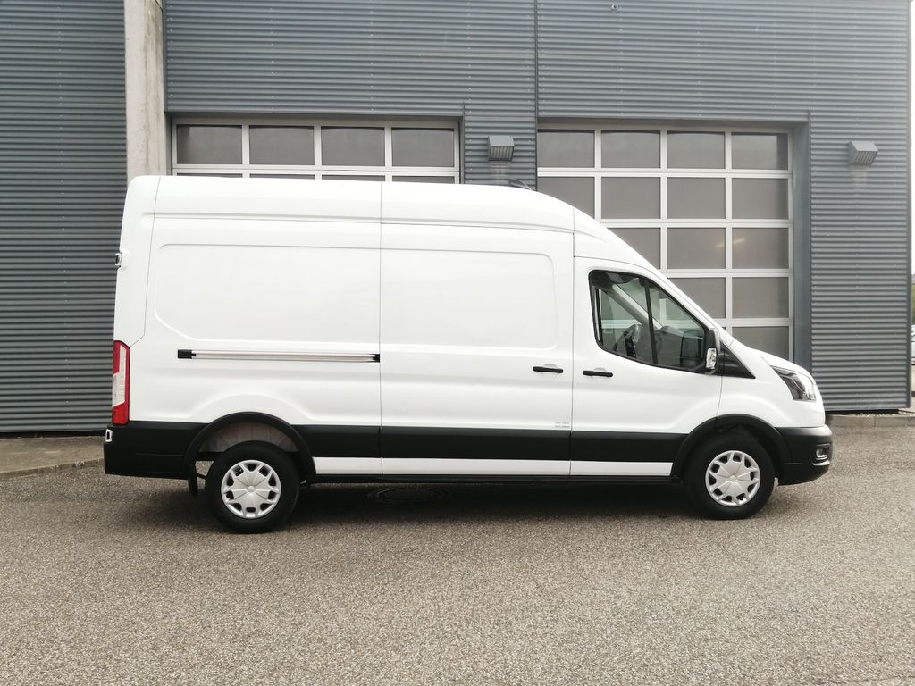 Ford Transit 2022