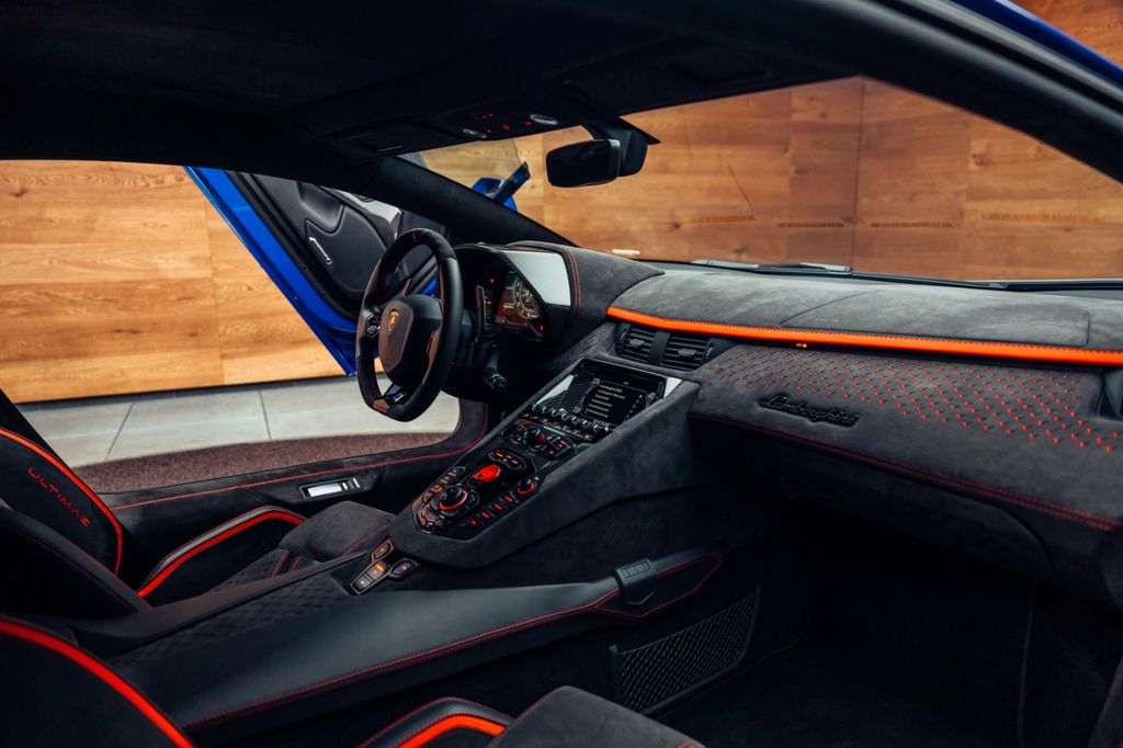 Lamborghini Aventador 2022