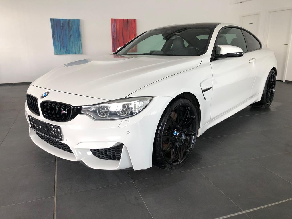 BMW M4 2016