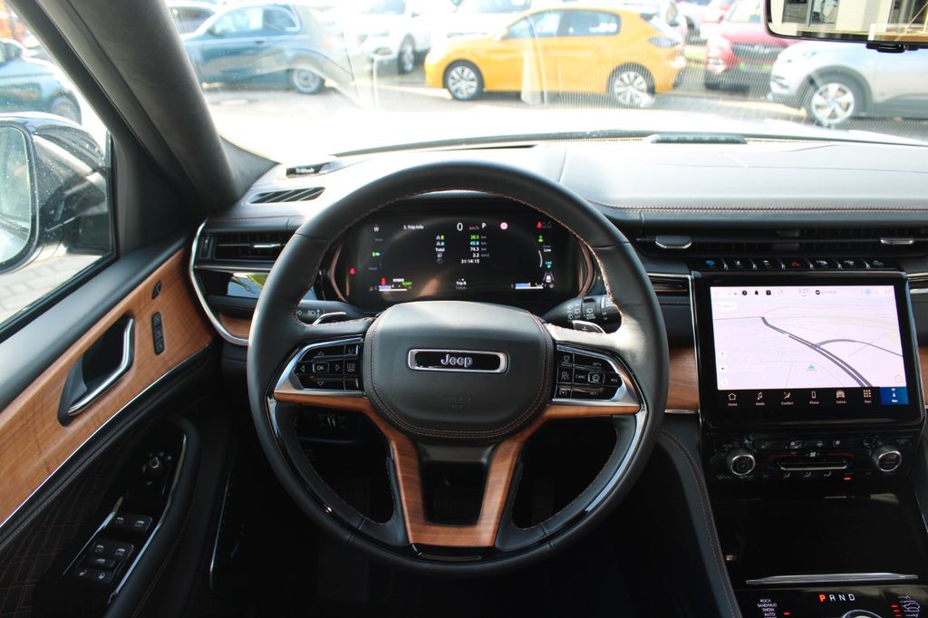 Jeep Grand Cherokee 2025