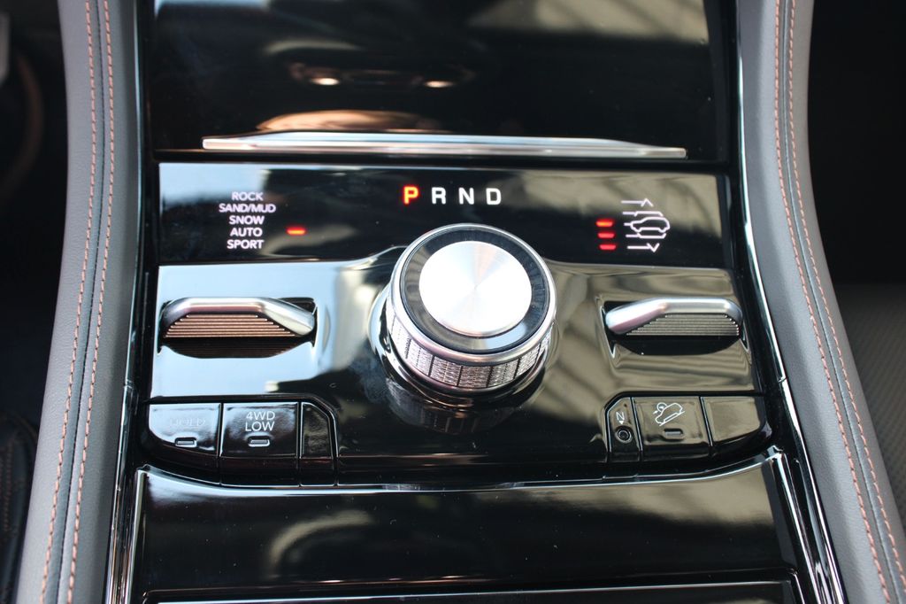 Jeep Grand Cherokee 2025