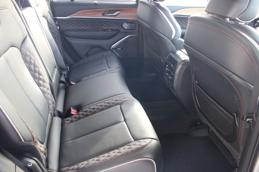 Jeep Grand Cherokee 2025