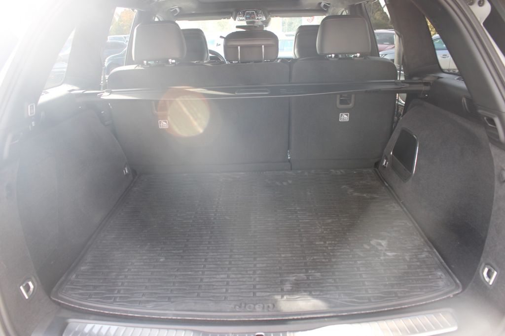 Jeep Grand Cherokee 2025