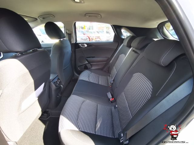 Kia cee'd / Ceed 2025