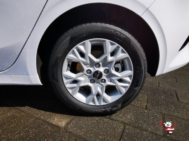 Kia cee'd / Ceed 2025