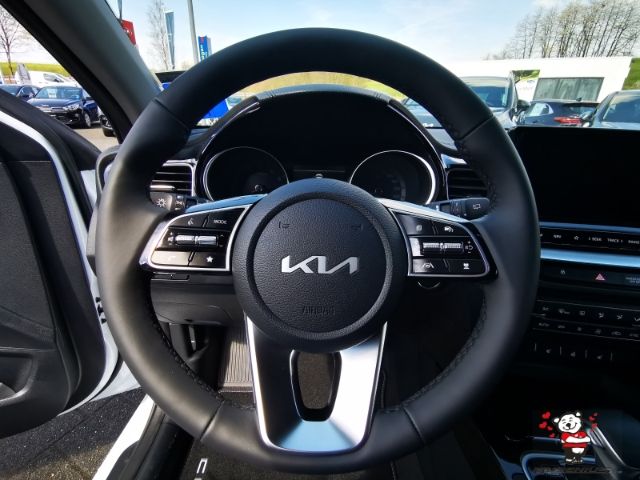 Kia cee'd / Ceed 2025