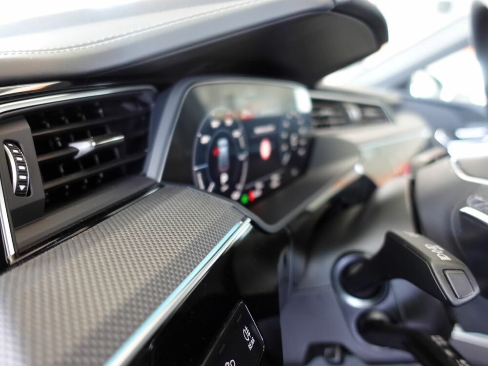 Audi e-tron 2022