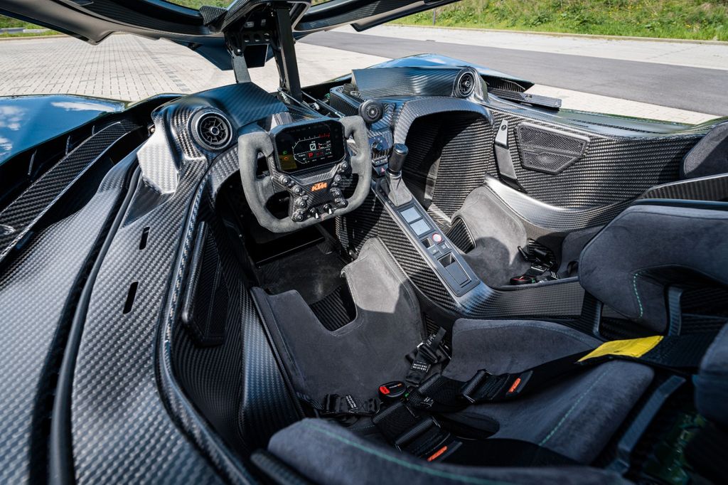 KTM X-BOW 2024