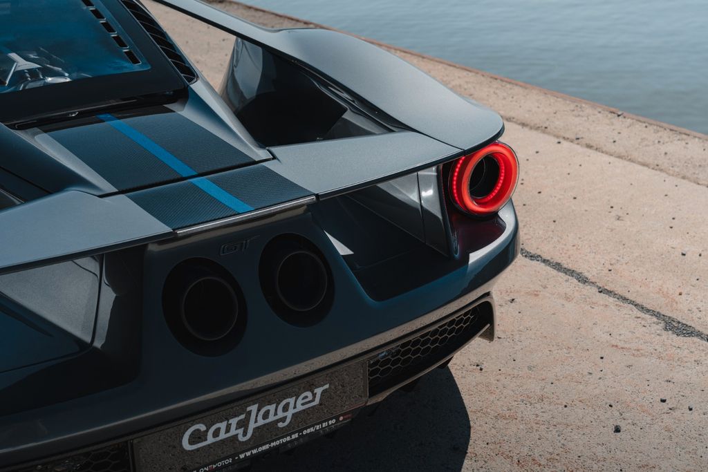 Ford GT