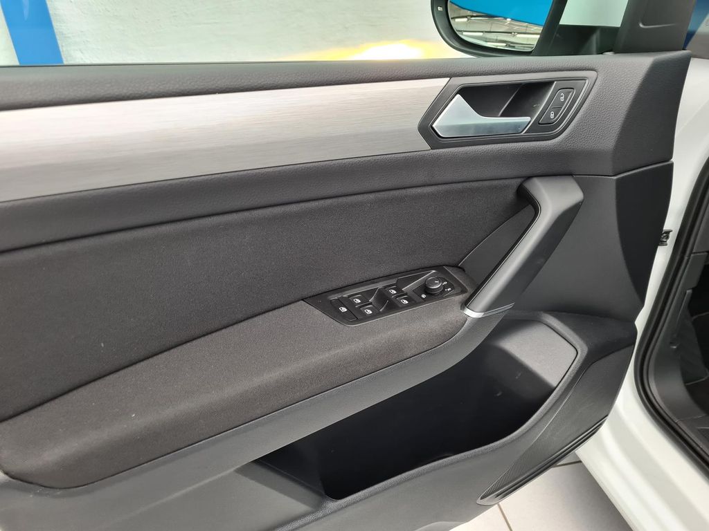 Volkswagen Touran 2021