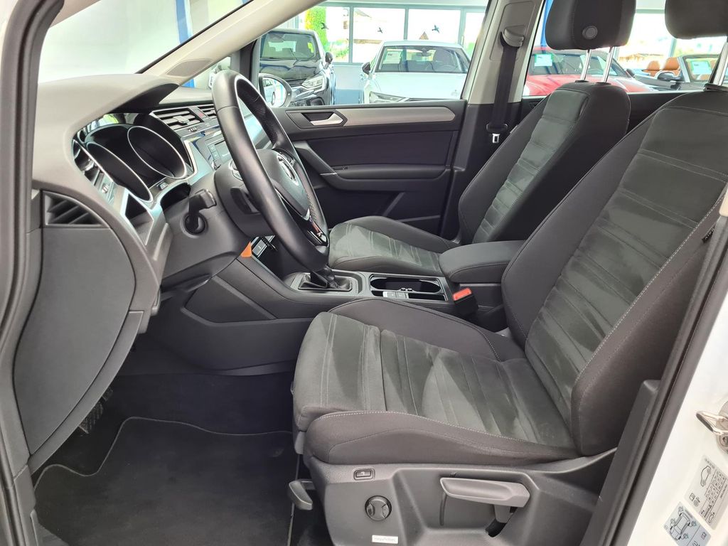 Volkswagen Touran 2021