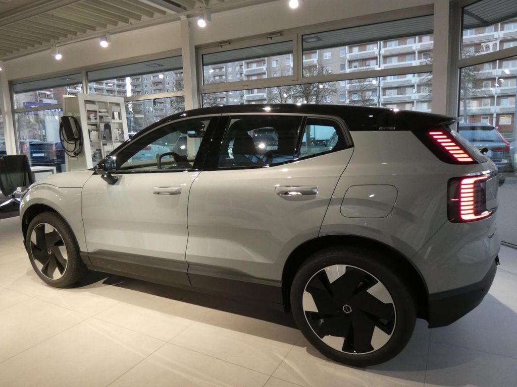 Volvo EX30 2024