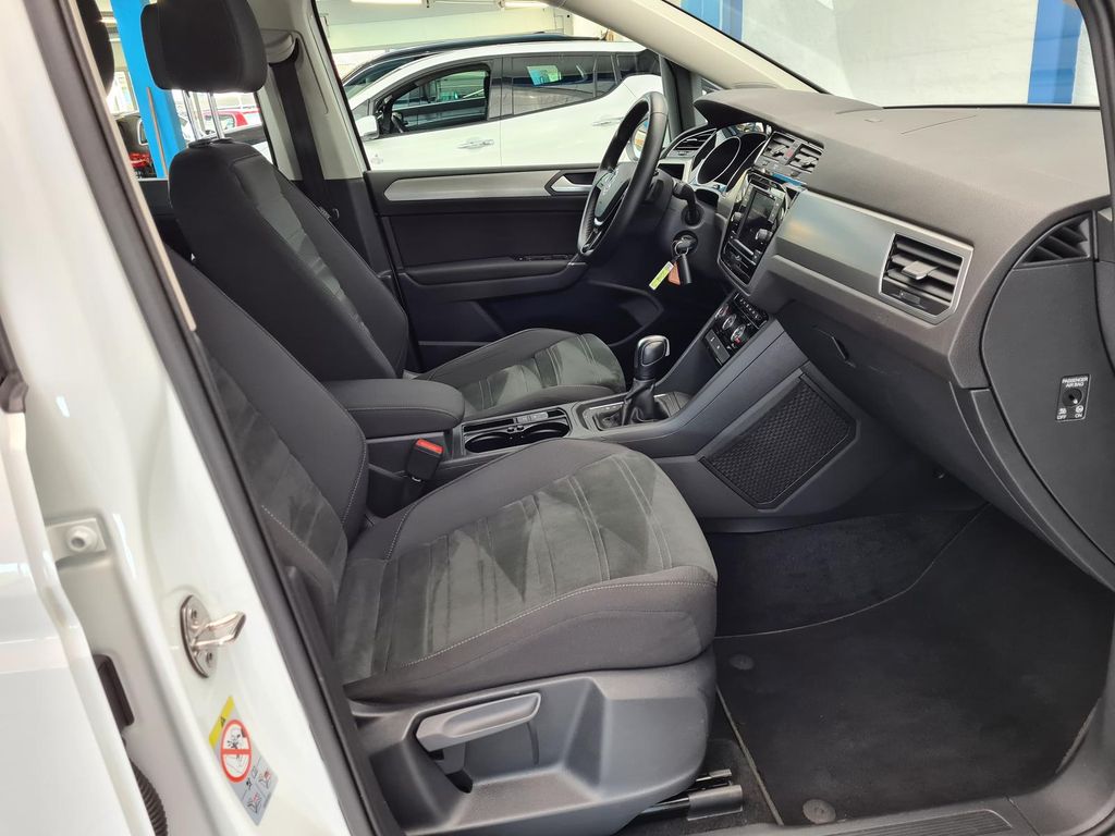 Volkswagen Touran 2021