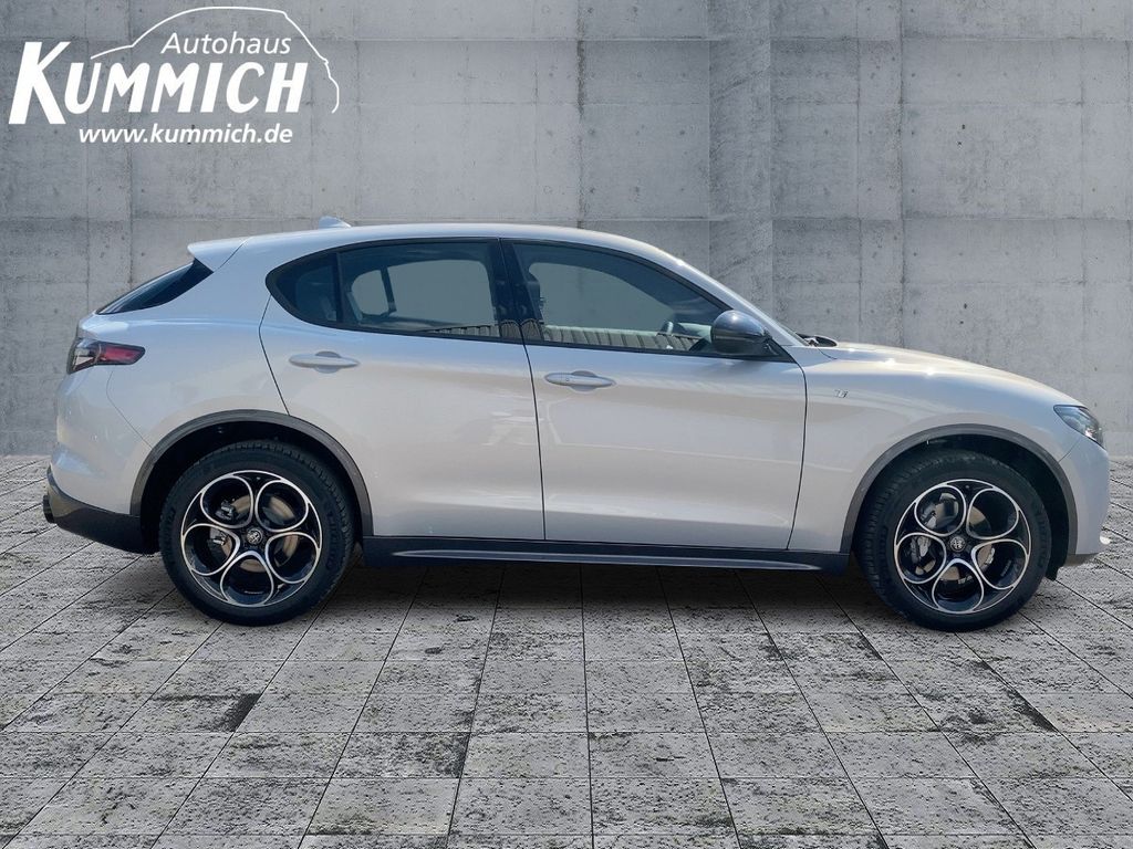 Alfa Romeo Stelvio 2023
