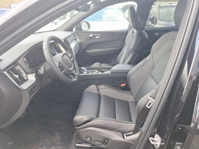 Volvo XC60 2024