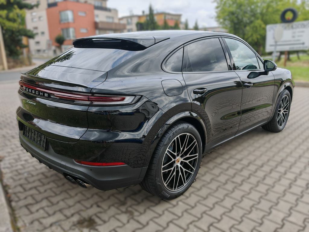 Porsche Cayenne 2025