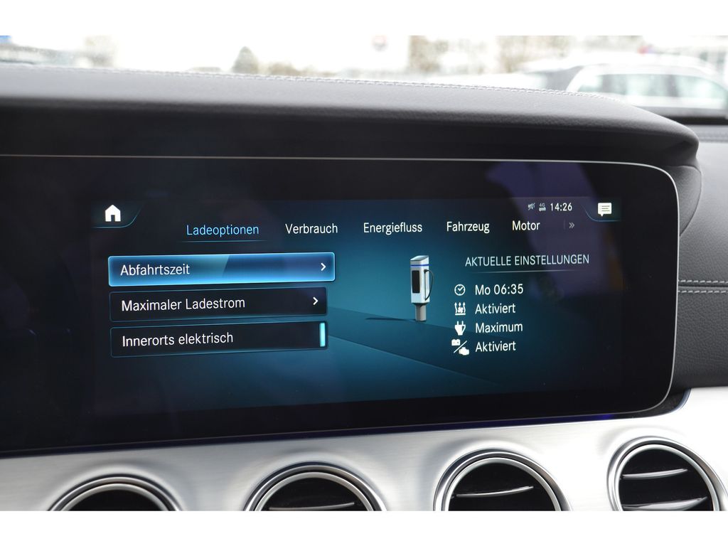 Mercedes-Benz E 300 2023