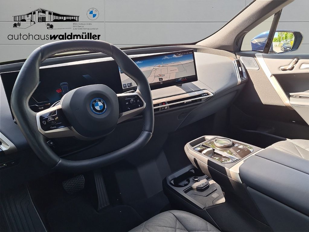 BMW iX 2023