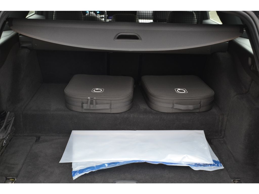 Mercedes-Benz E 300 2023