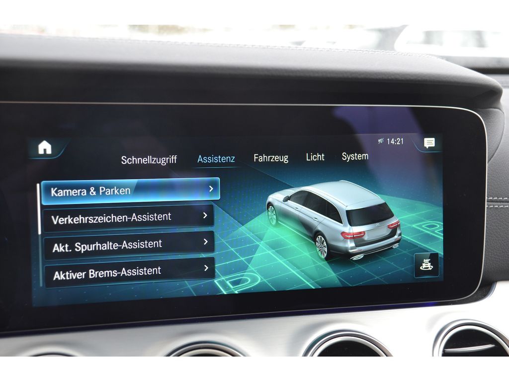 Mercedes-Benz E 300 2023