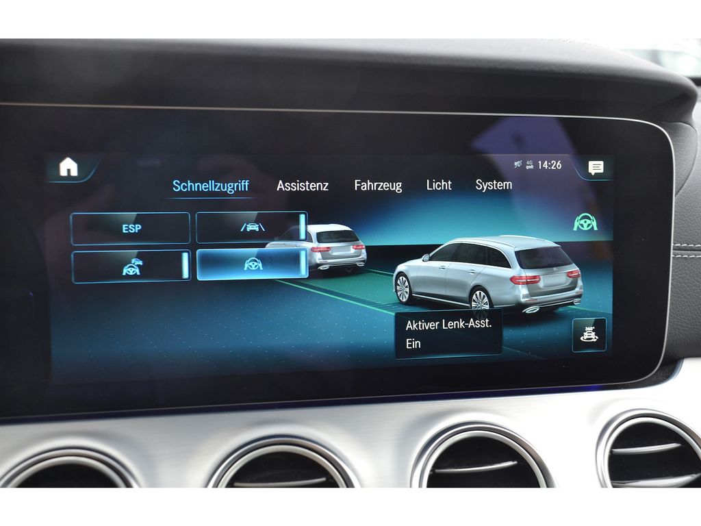 Mercedes-Benz E 300 2023