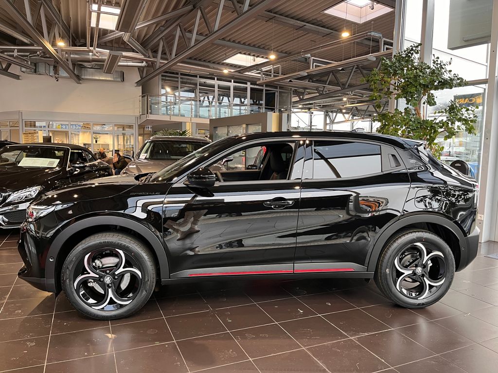 Alfa Romeo Junior 2024