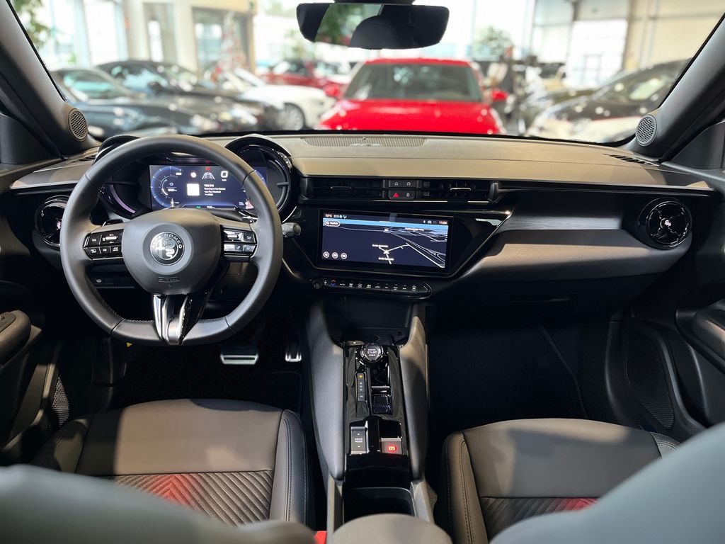 Alfa Romeo Junior 2024