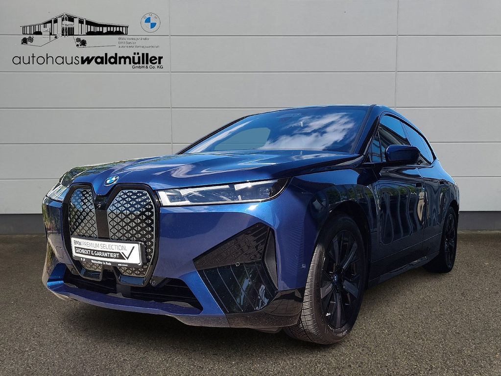 BMW iX 2023