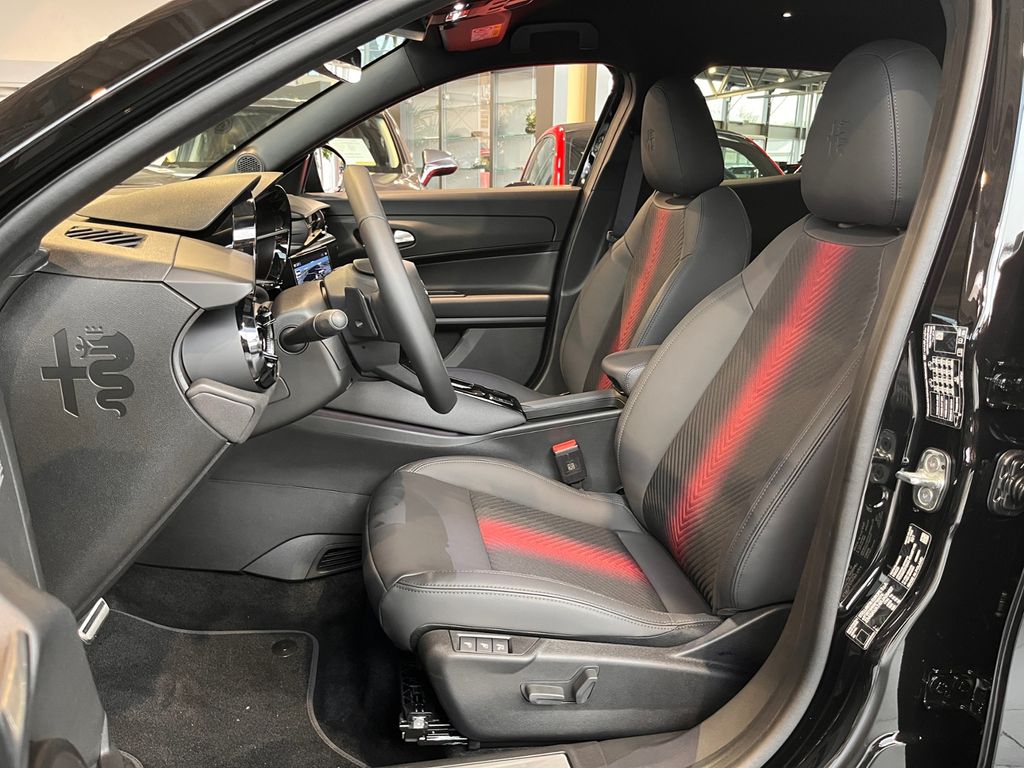 Alfa Romeo Junior 2024