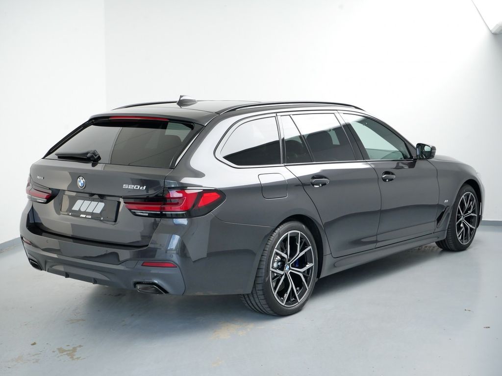BMW 520 2023
